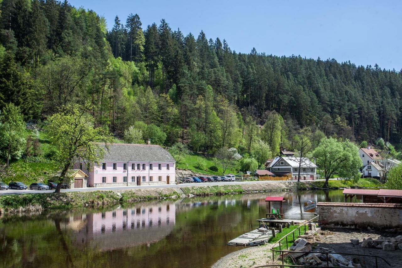 Ubytovani Rozmberk Nad Vltavou 18 エクステリア 写真